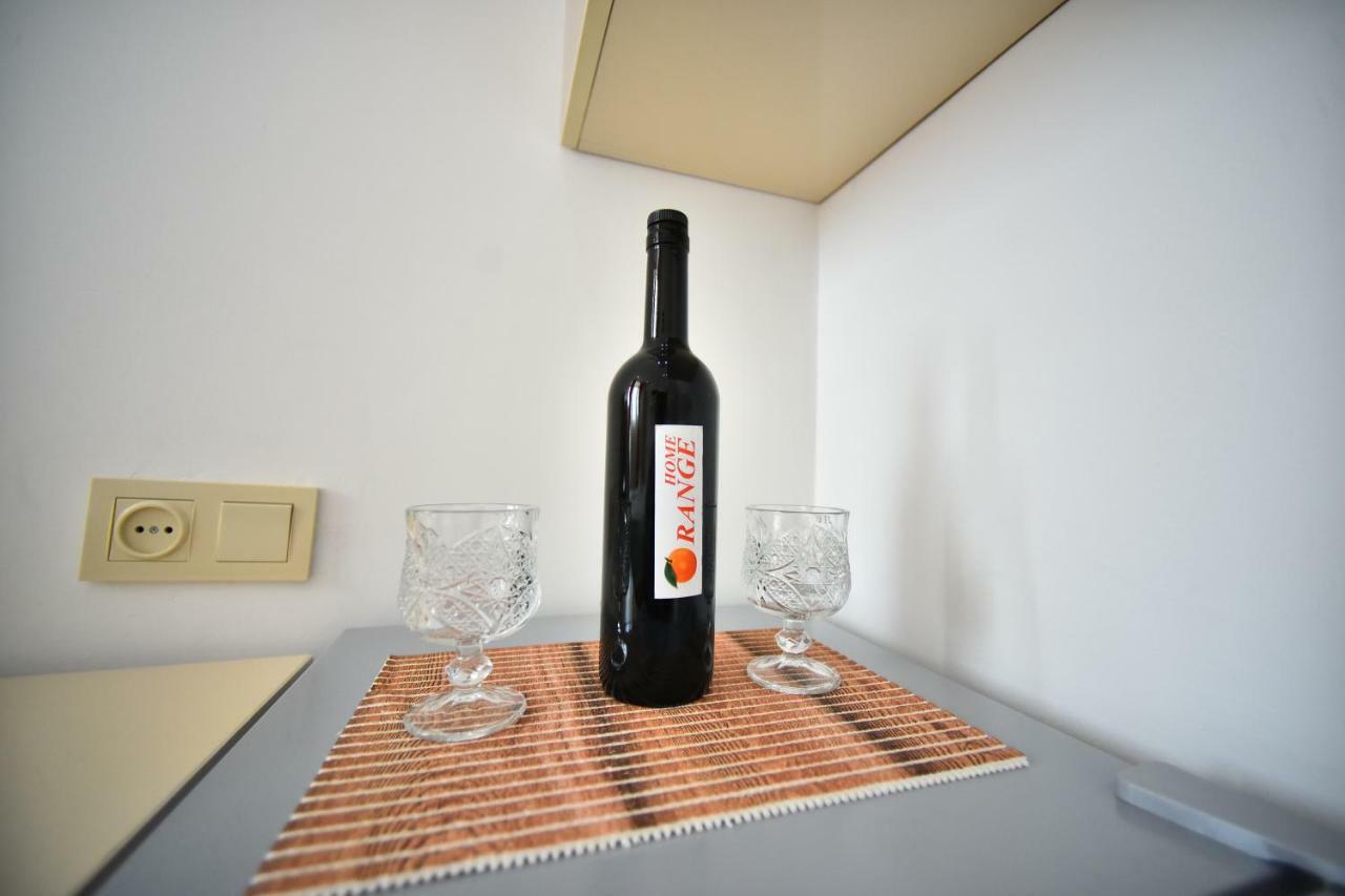 Orange Home Hotel Батумі Екстер'єр фото