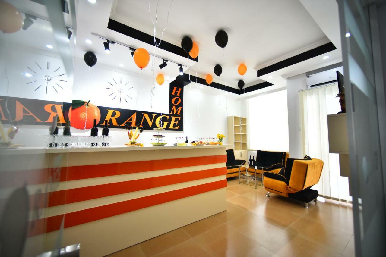 Orange Home Hotel Батумі Екстер'єр фото
